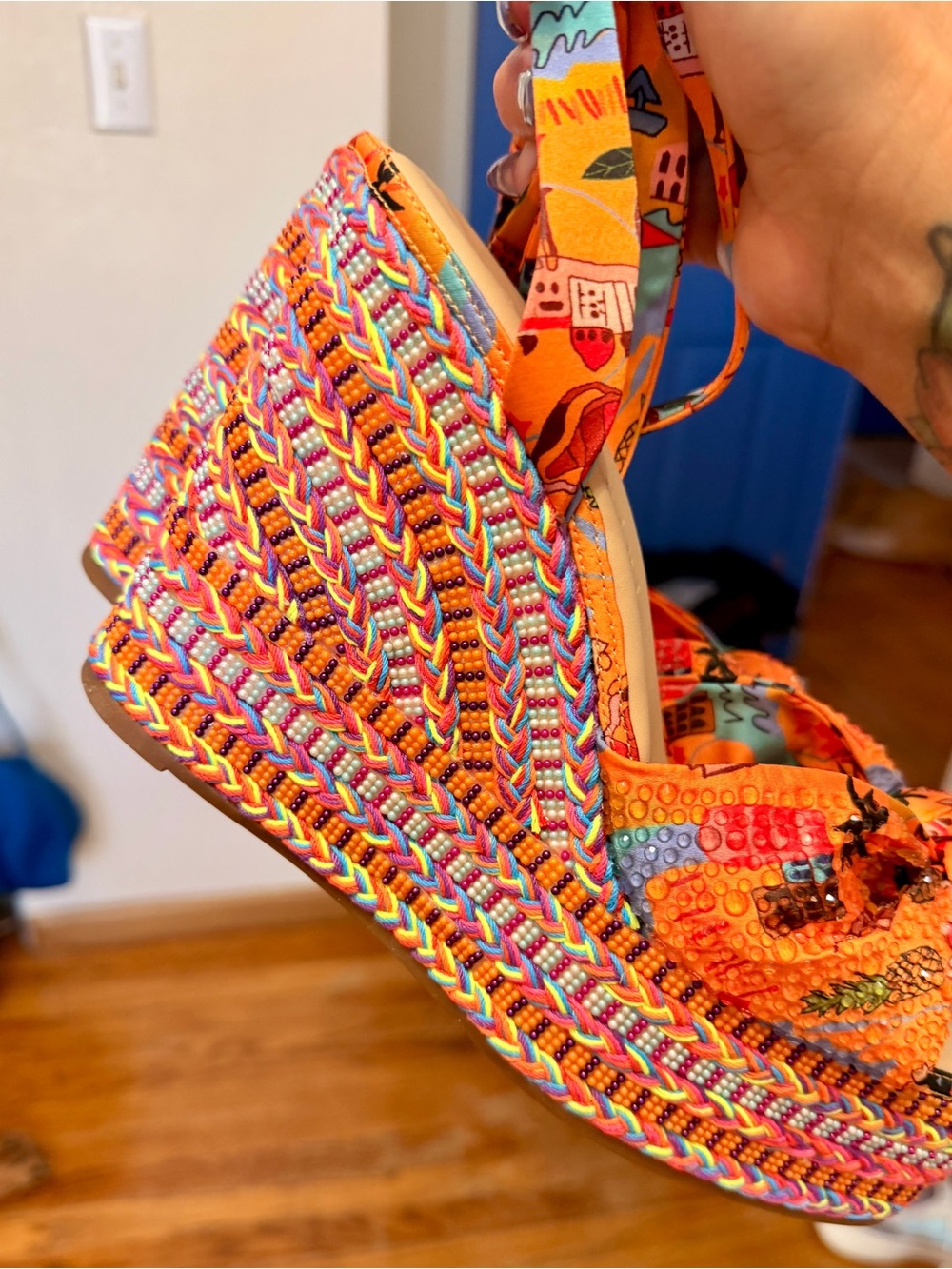 Gianni Bini Orange Multicolor Knotted Beaded Wedge Sandals - Picture 4 of 6